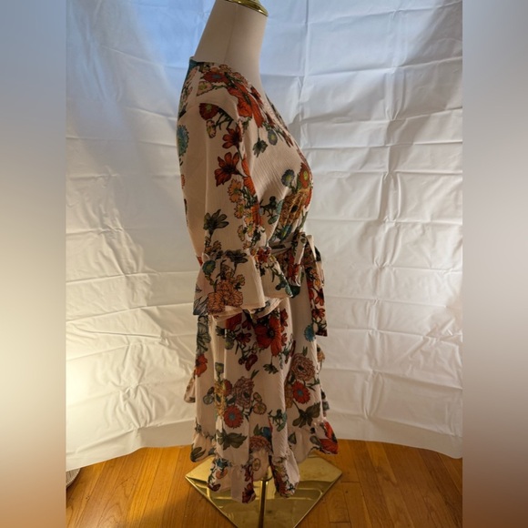 Easel Orange and Blue Ruffled Tie Front Sundress with 3/4 Flutter Sleeves - Picture 4 of 7